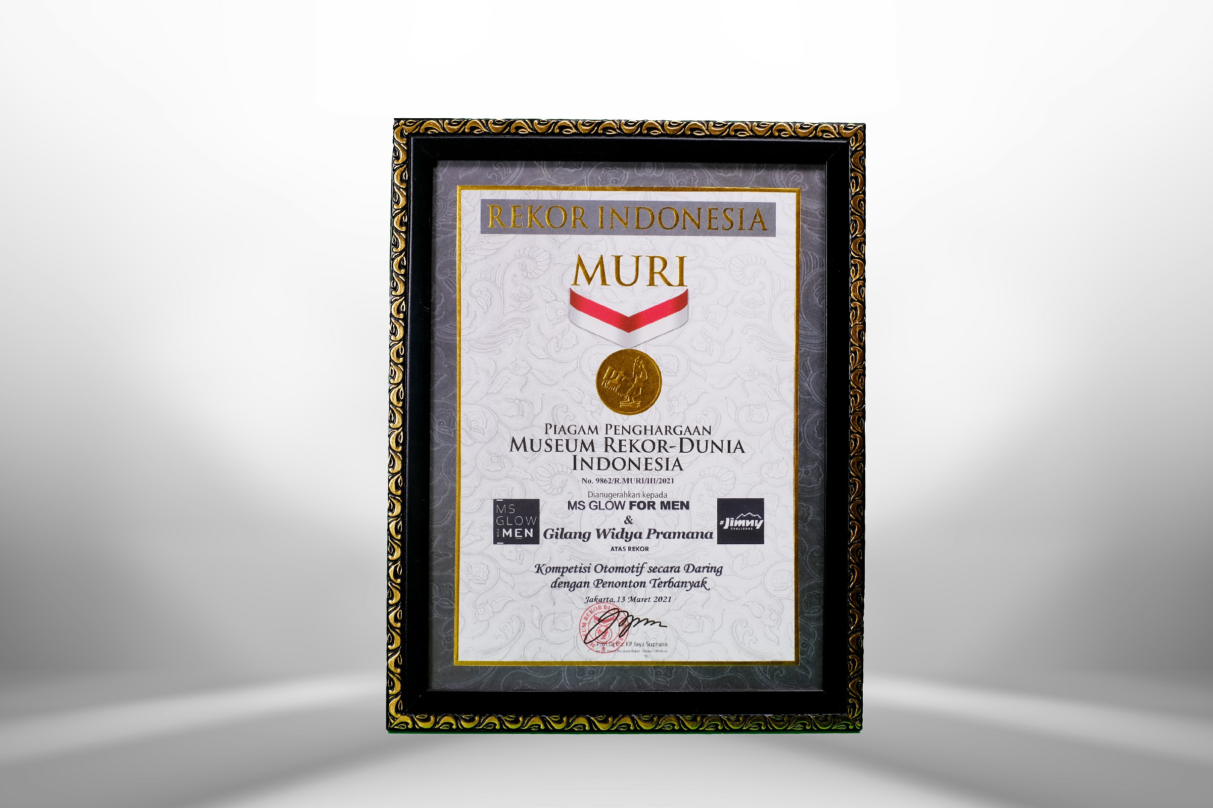 Kompetisi Otomotif Secara Daring dengan Penonton Terbanyak